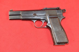 #6305 PISTOLET FN BROWNING HIGH POWER, WOJNA ZIMOWA, Kal. 9x19