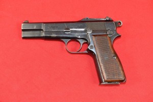 #6306 PISTOLET FN BROWNING HIGH POWER, WOJNA ZIMOWA, Kal. 9x19