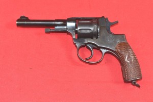 #8394 REWOLWER NAGANT M1895, ROK 1944, Kal.7,62 Nag.