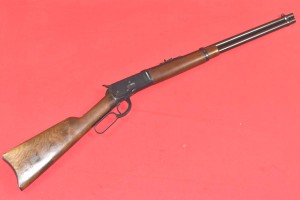 #8435 KARABINEK ROSSI 65 PUMA (1892 WINCHESTER), Kal. 44-40 Win.