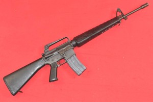 #8459 KARABINEK COLT M16A1, kal. 223 Rem.