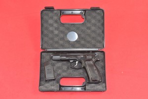 #8496 PISTOLET CZ 75B,  ROK 2000, kal. 9x19