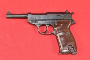 #8577 PISTOLET WALTHER P38, "cyq", LIPIEC 1943, kal. 9x19