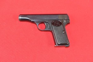  #4665 PISTOLET FN 1910, FINLANDIA 1940, kal. 7,65